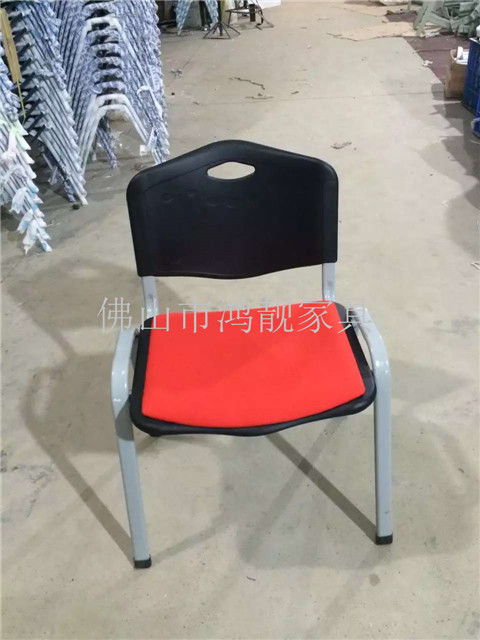 部队用椅子,中空吹塑椅子,五星孔椅子,塑钢大众椅,学生会议椅,广东 日用品栏目